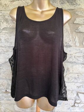 Crochet-Side knit Tank Top
